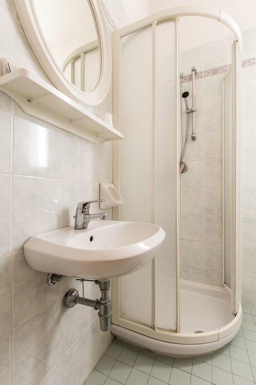 Hotel Madison Габиче Маре Екстериор снимка